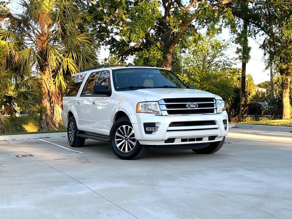 2017 Ford Expedition XLT — SUV — 152,094 mi — Tampa, FL