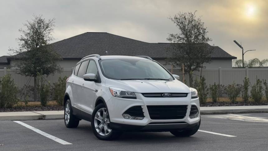 2014 Ford Escape Titanium — SUV — 111,644 mi — Tampa, FL