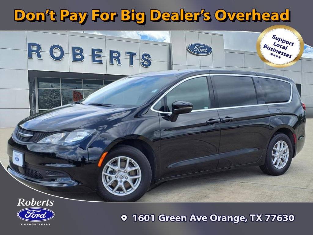 2025 Chrysler Voyager LX — Minivan — 4,867 mi — Orange, TX