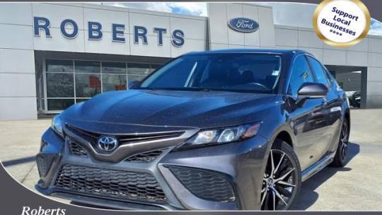 2022 Toyota Camry SE — Sedan — 65,200 mi — Orange, TX