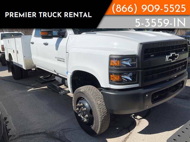 2022 Chevrolet Silverado MD Work Truck — Chassis Cab Truck — 9,136 mi — Fort Wayne, IN