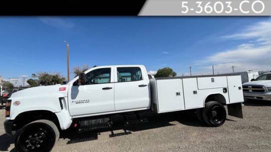 2022 Chevrolet Silverado MD Work Truck — Chassis Cab Truck — 15,919 mi — Fort Wayne, IN
