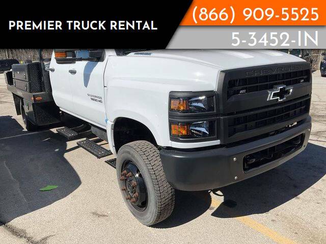 2022 Chevrolet Silverado MD Work Truck — Chassis Cab Truck — 7,112 mi — Fort Wayne, IN