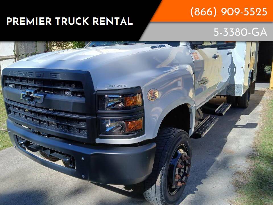 2022 Chevrolet Silverado MD Work Truck — Chassis Cab Truck — 8,564 mi — Fort Wayne, IN