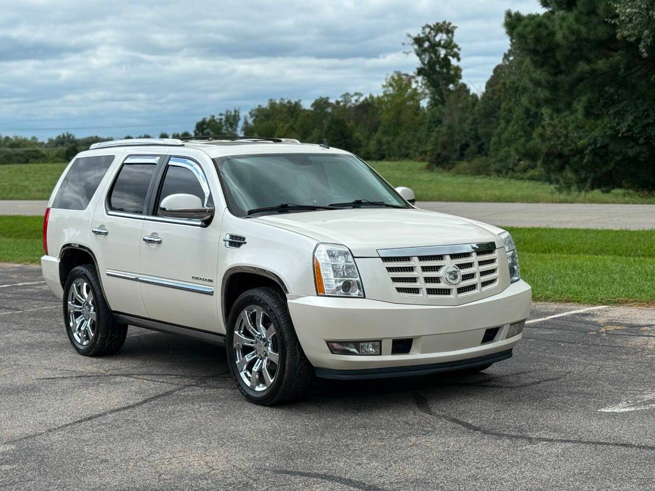 2011 Cadillac Escalade Premium — SUV — 107,491 mi — Reidsville, NC