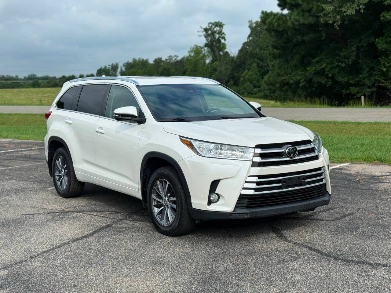 2017 Toyota Highlander XLE — SUV — 166,601 mi — Reidsville, NC