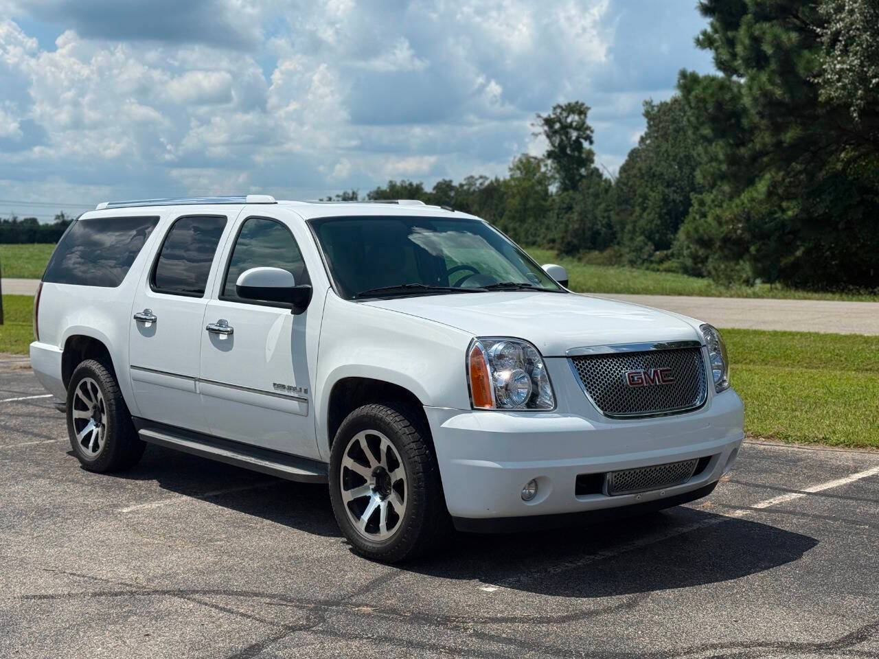 2009 GMC Yukon Denali — SUV — 180,568 mi — Reidsville, NC