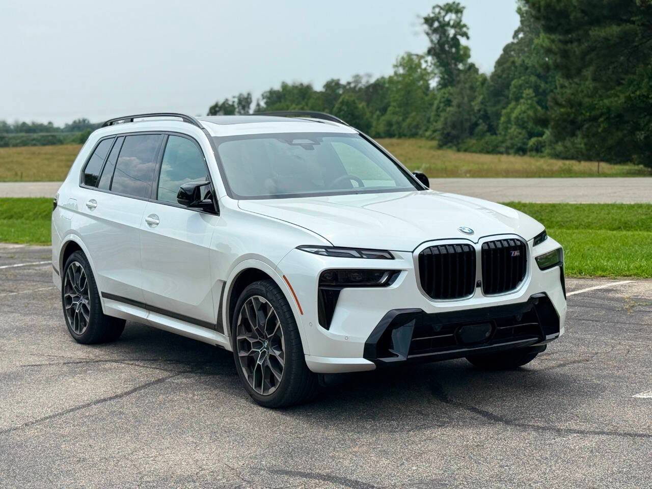 2025 BMW X7 M60i — SUV — 6,930 mi — Reidsville, NC
