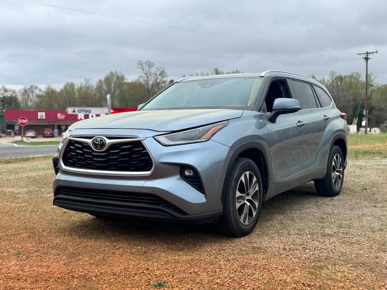 2021 Toyota Highlander XLE — SUV — 43,857 mi — Reidsville, NC