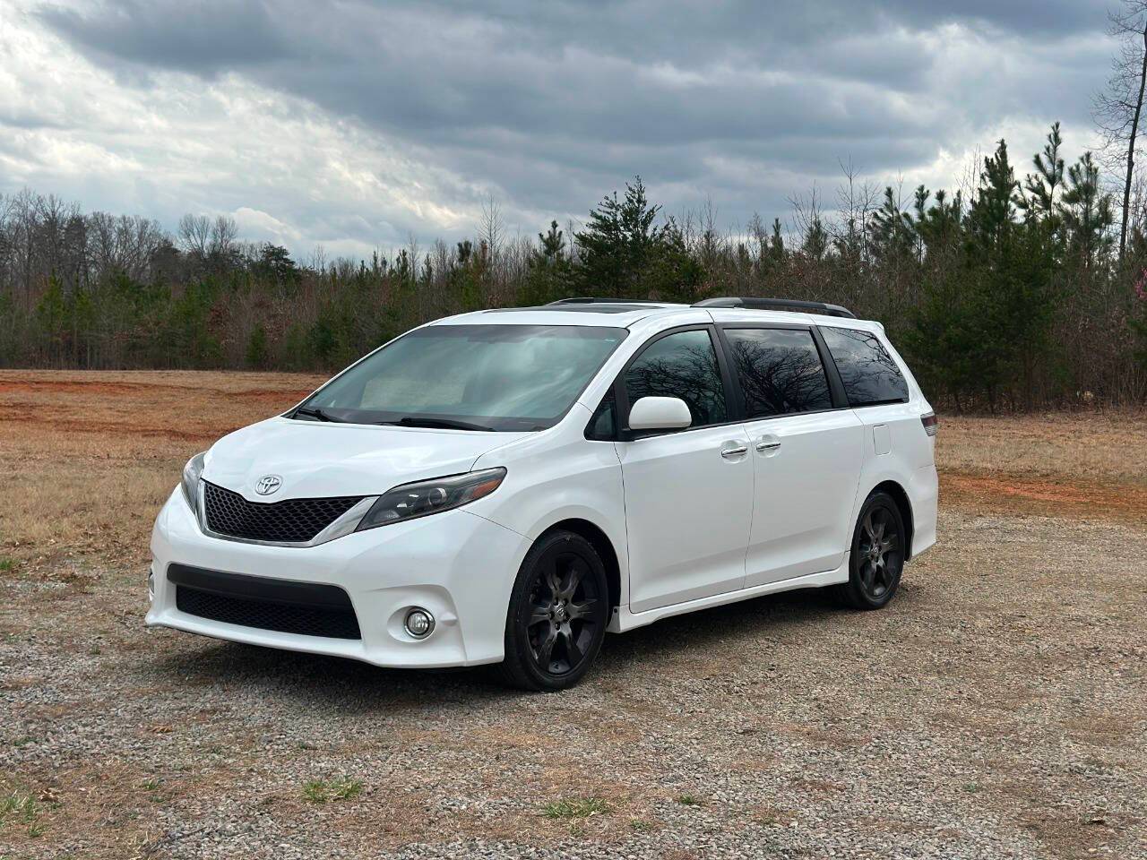 2015 Toyota Sienna SE — Minivan — 151,865 mi — Reidsville, NC