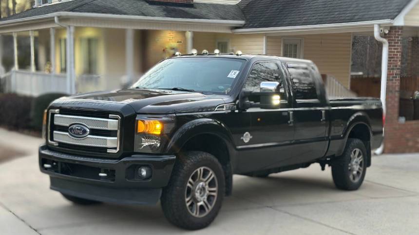 2015 Ford Super Duty F-350 Platinum — Pickup Truck — 176,319 mi — Reidsville, NC