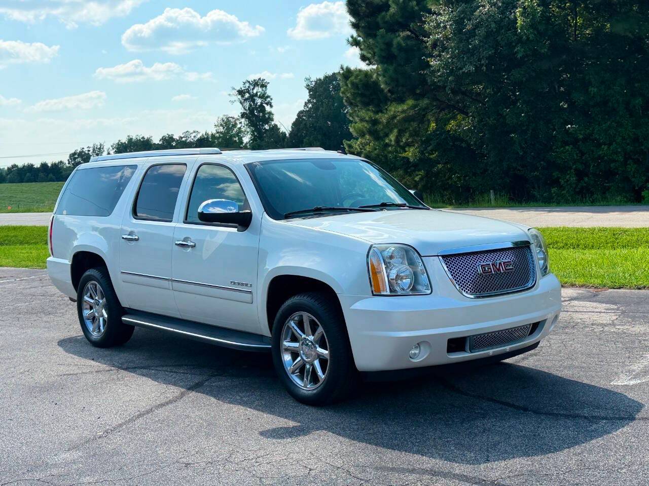 2011 GMC Yukon Denali — SUV — 153,085 mi — Reidsville, NC