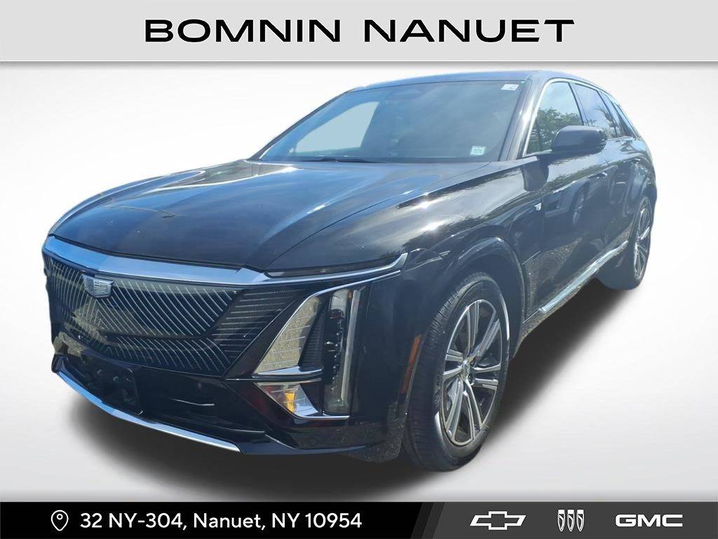 2025 Cadillac LYRIQ Luxury — SUV — 10 mi — Nanuet, NY