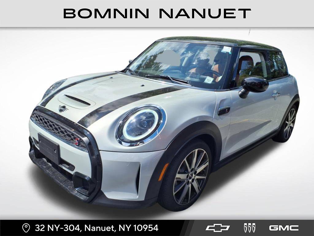 2022 MINI Hardtop Cooper S — Hatchback — 8,947 mi — Nanuet, NY