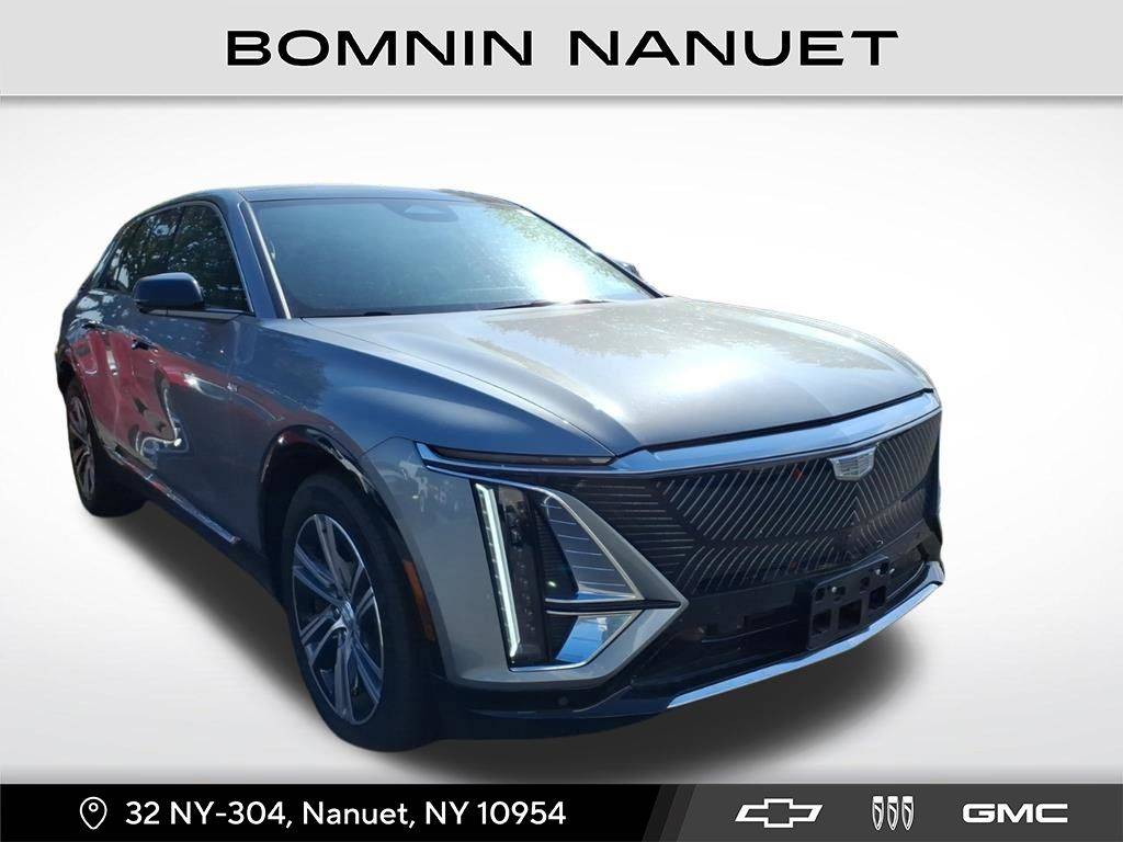2025 Cadillac LYRIQ Luxury — SUV — 10 mi — Nanuet, NY