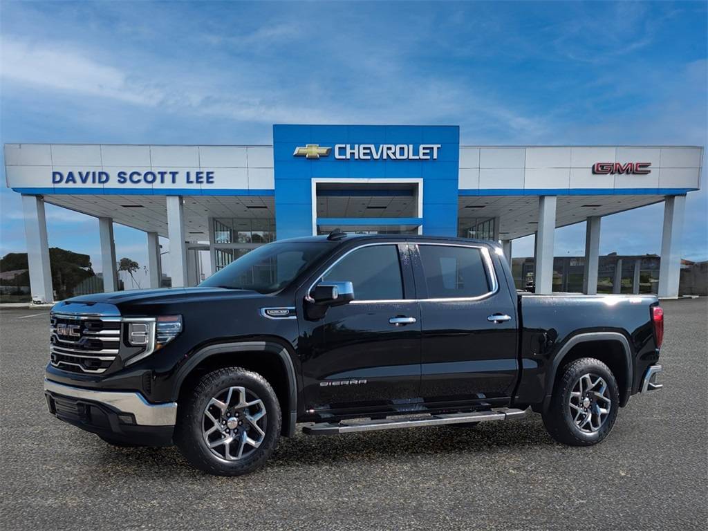 2023 GMC Sierra 1500 SLT — Pickup Truck — 7,719 mi — Troy, AL