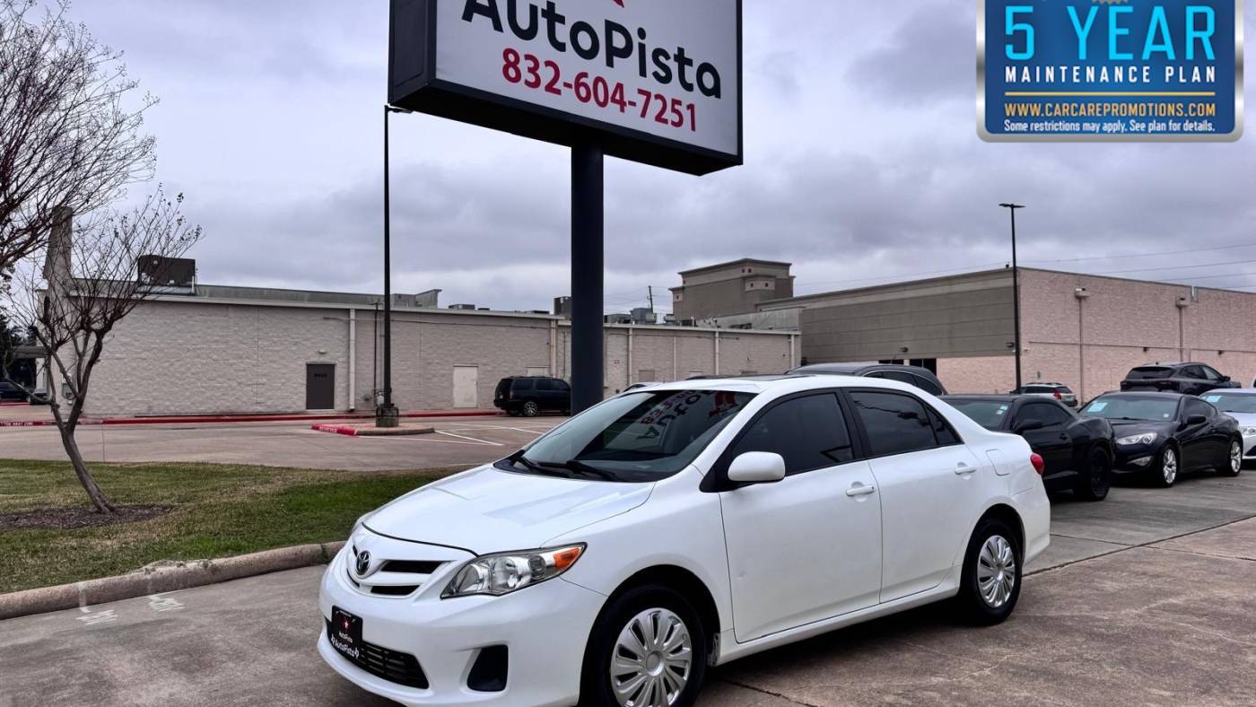 2011 Toyota Corolla LE — Sedan — 140,171 mi — Houston, TX