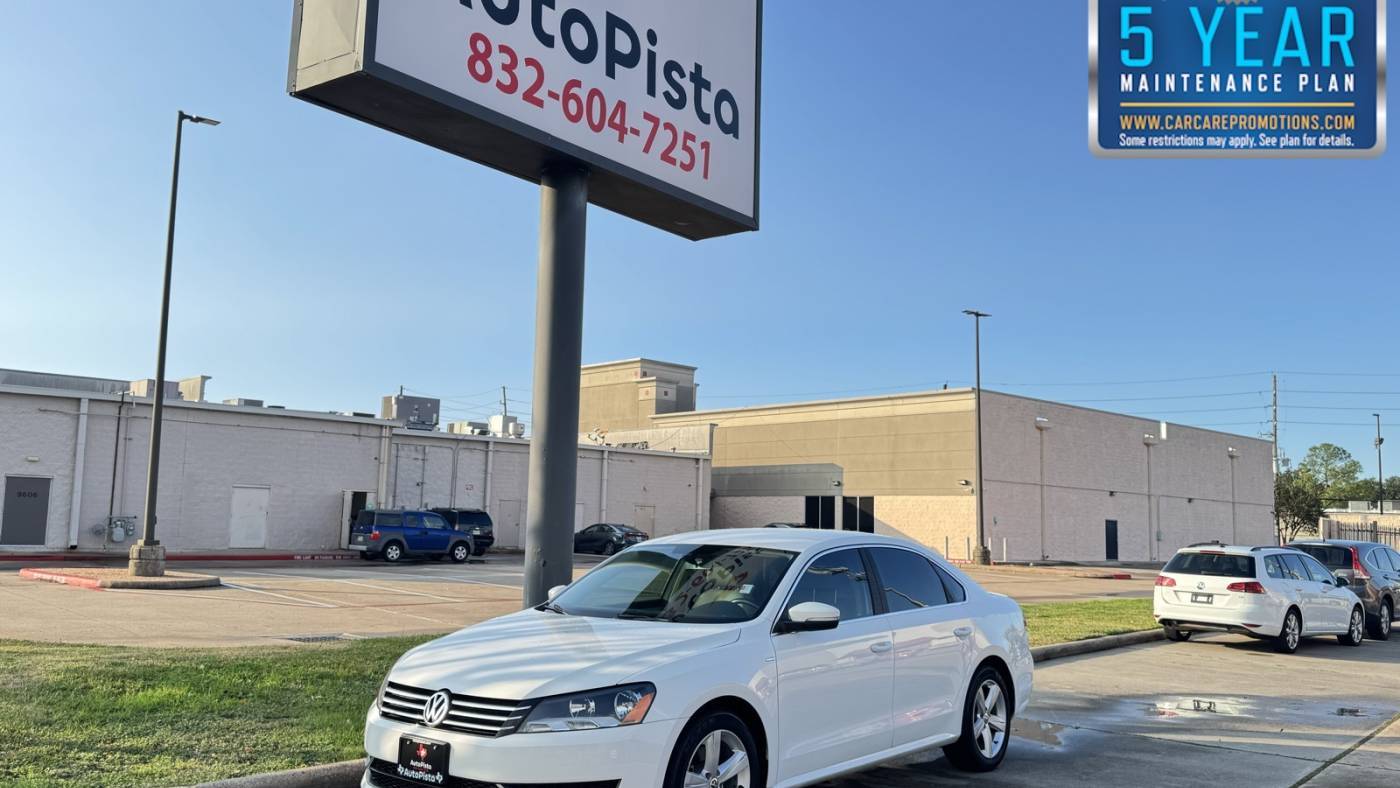 2014 Volkswagen Passat Wolfsburg Edition — Sedan — 94,201 mi — Houston, TX