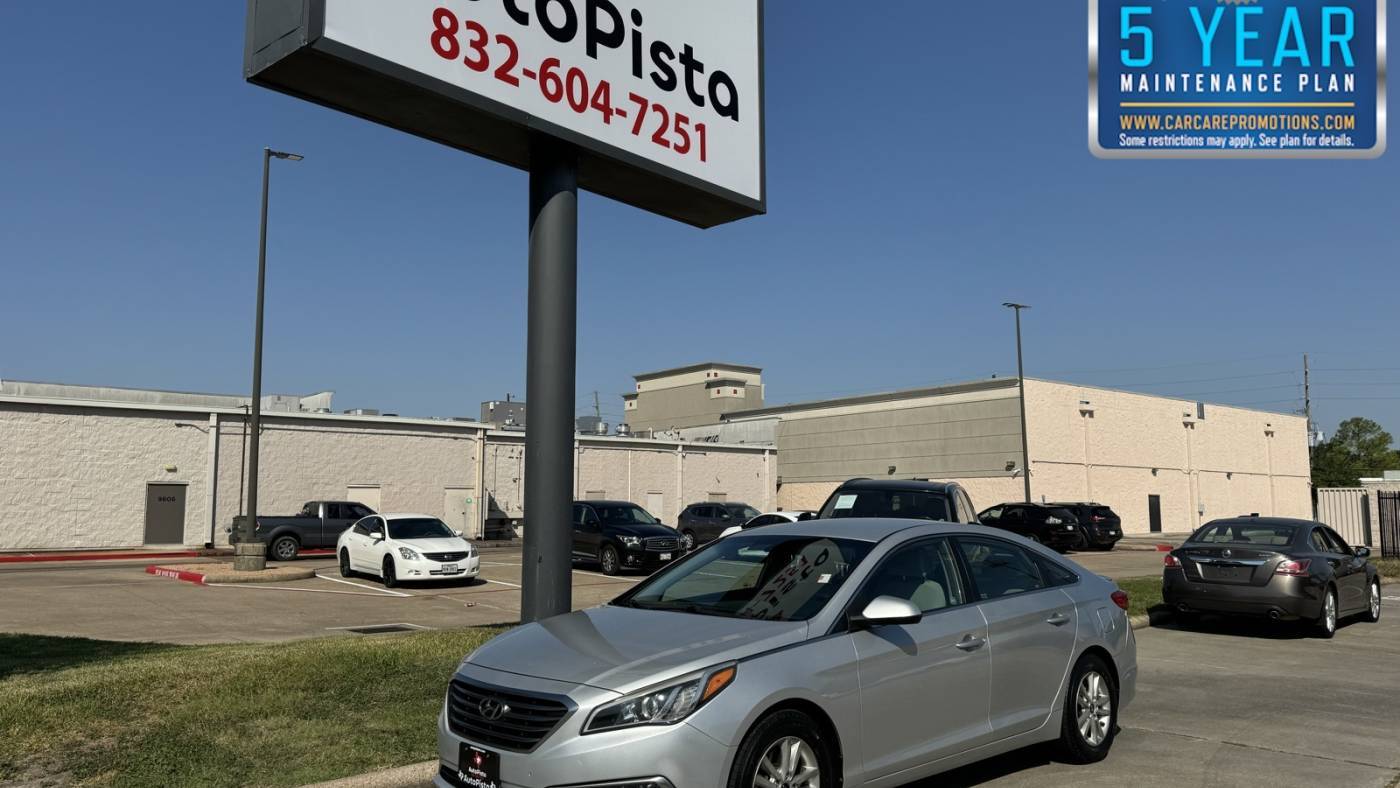 2015 Hyundai Sonata SE — Sedan — 106,314 mi — Houston, TX
