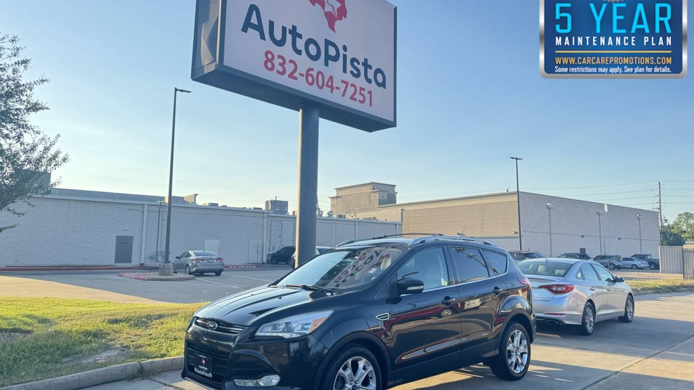 2014 Ford Escape Titanium — SUV — 121,261 mi — Houston, TX