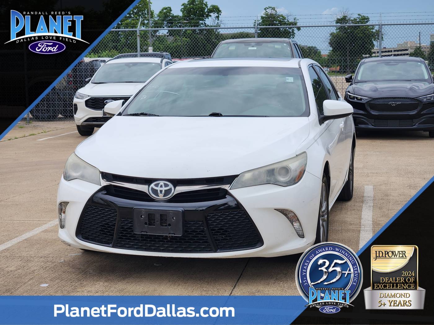2015 Toyota Camry SE — Sedan — 69,764 mi — Dallas, TX