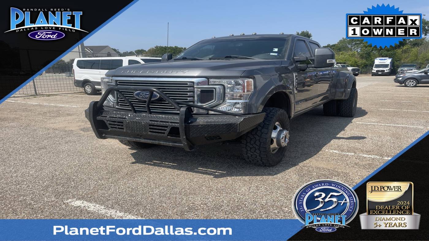 2022 Ford Super Duty F-350 LARIAT — Pickup Truck — 30,184 mi — Dallas, TX