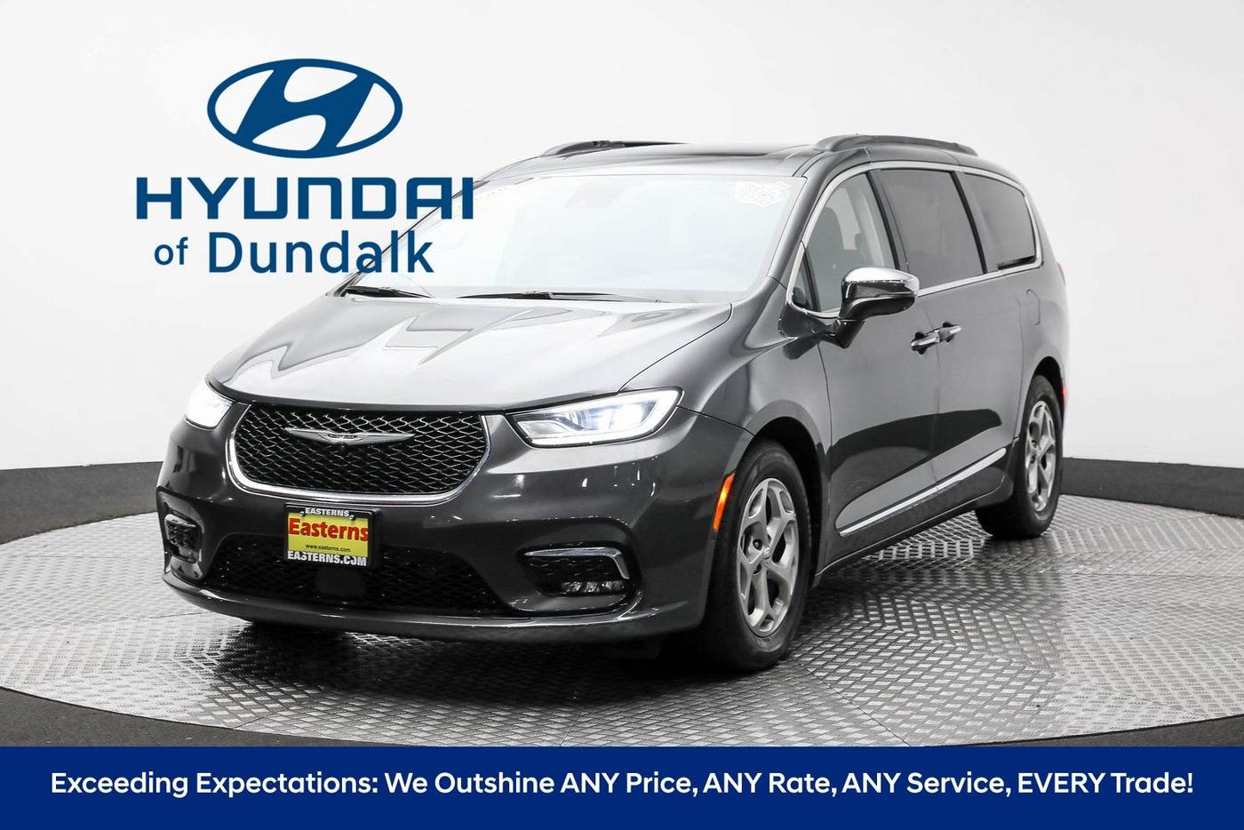 2022 Chrysler Pacifica Limited — Minivan — 64,934 mi — Baltimore, MD