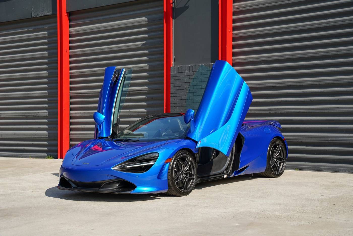 2022 McLaren 720S Luxury
