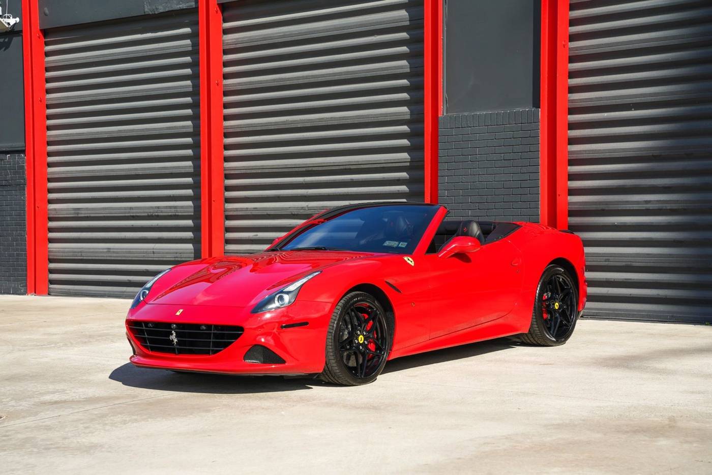 2016 Ferrari California Base