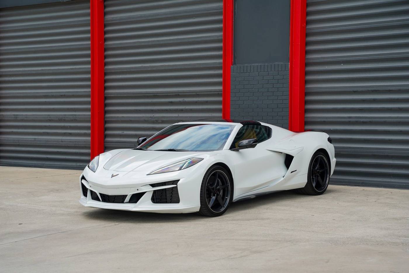 2025 Chevrolet Corvette E-Ray 2LZ