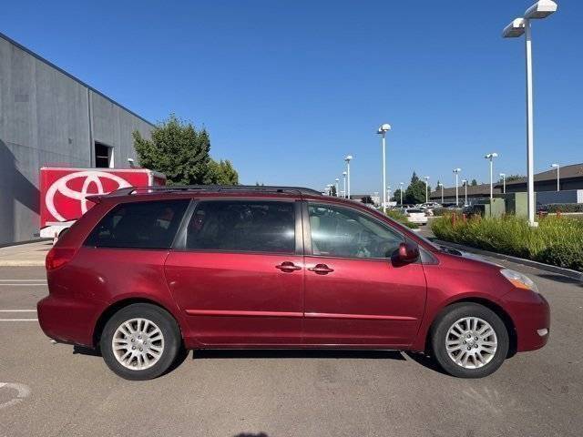 2010 Toyota Sienna XLE — Minivan — 68,536 mi — Modesto, CA
