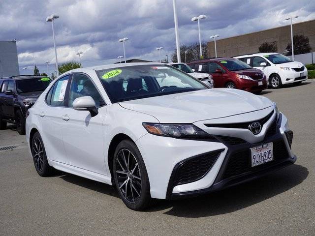 2024 Toyota Camry SE — Sedan — 23,821 mi — Modesto, CA