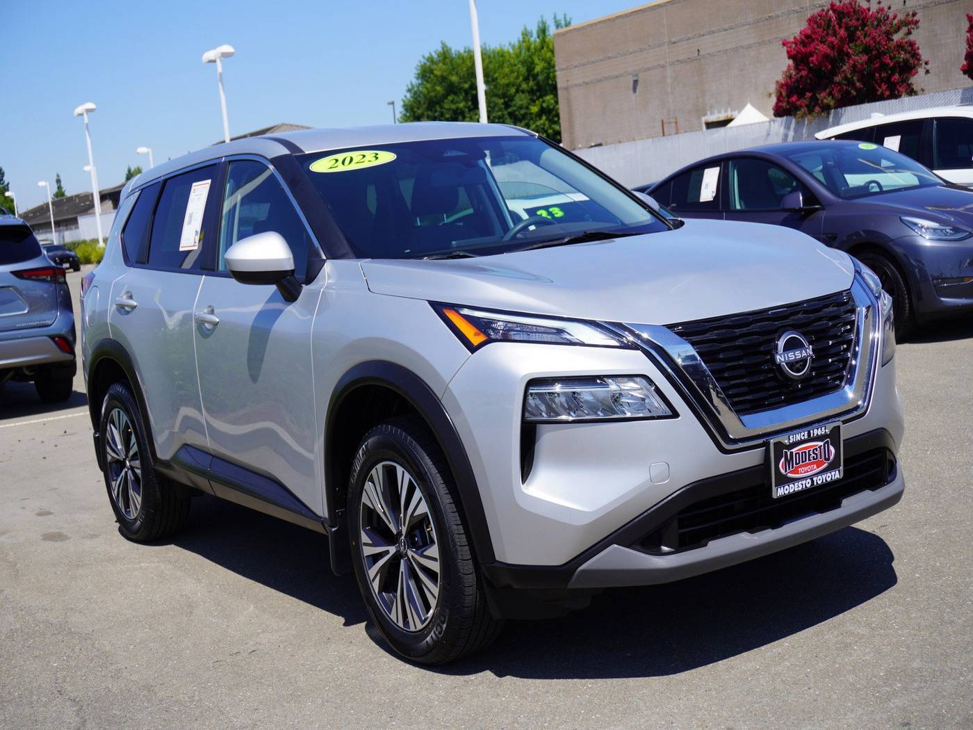 2023 Nissan Rogue SV — SUV — 28,751 mi — Modesto, CA