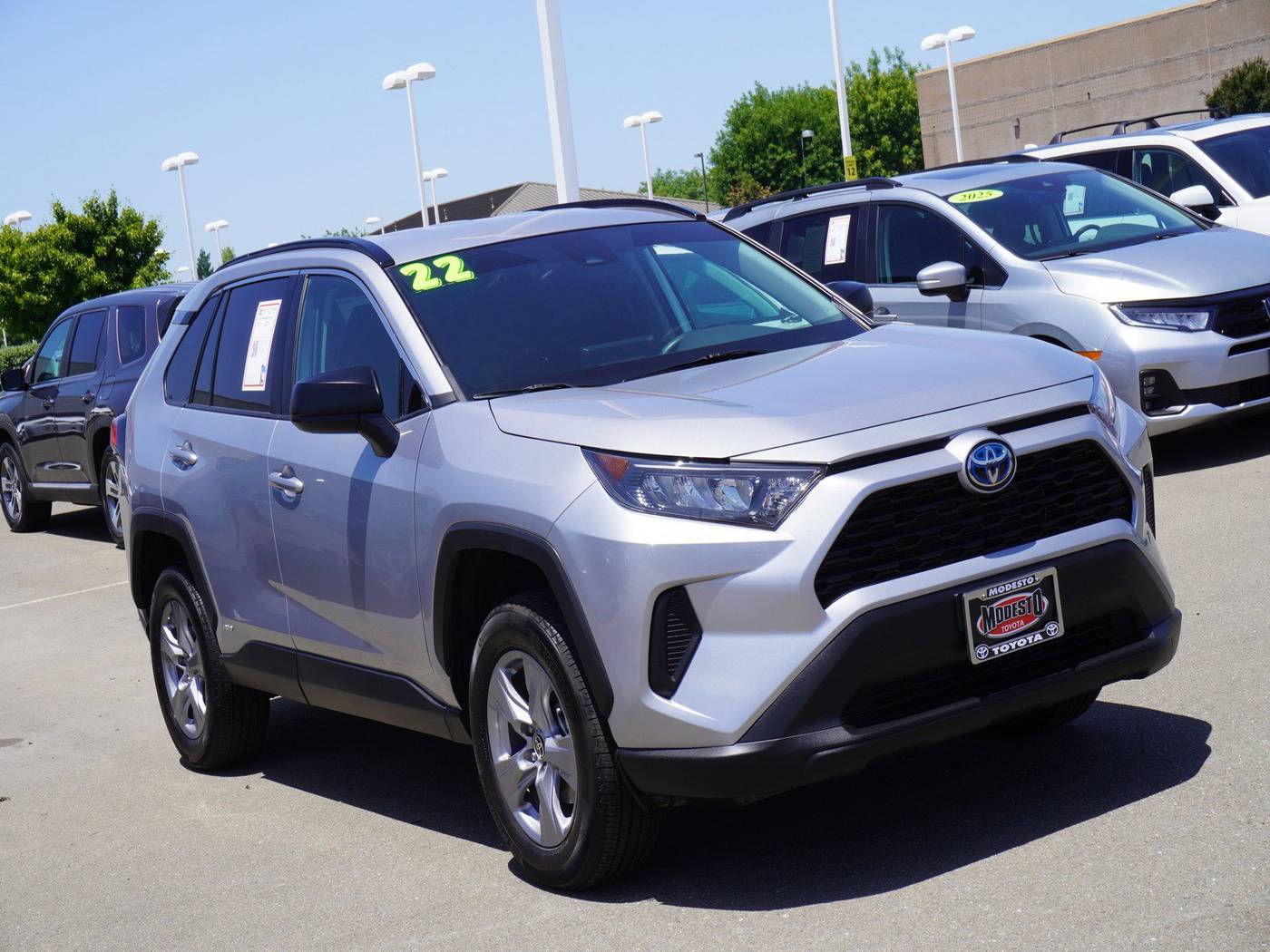 2022 Toyota RAV4 Hybrid LE — SUV — 23,722 mi — Modesto, CA