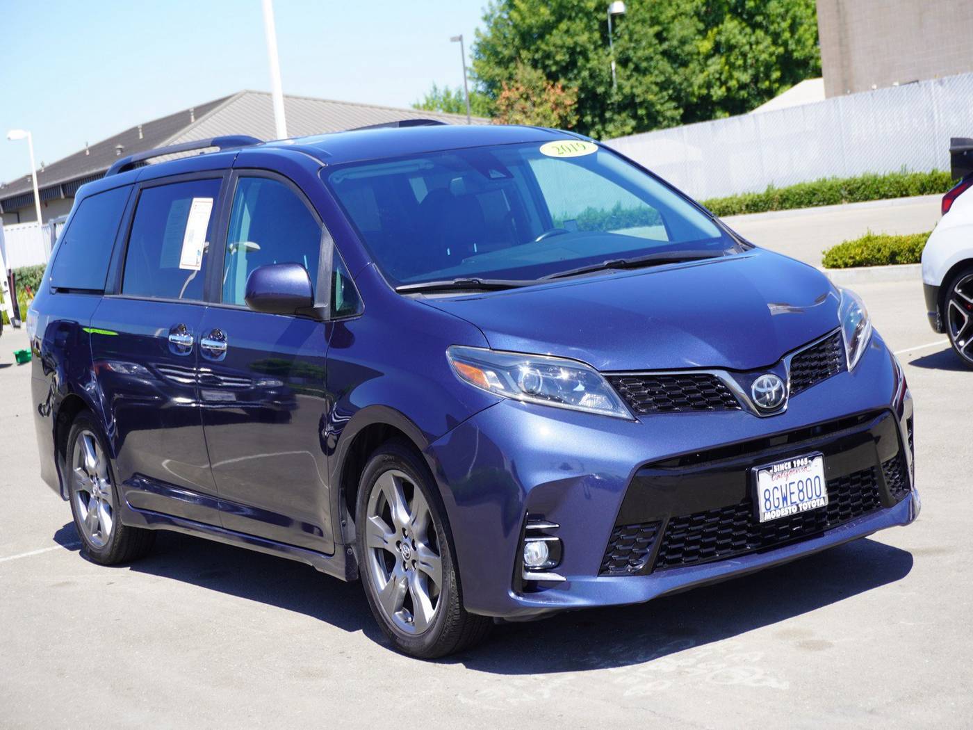 2019 Toyota Sienna SE — Minivan — 57,853 mi — Modesto, CA