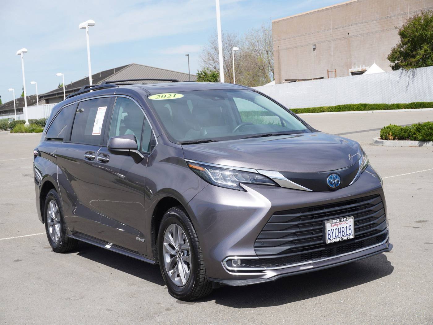 2021 Toyota Sienna XLE — Minivan — 46,146 mi — Modesto, CA