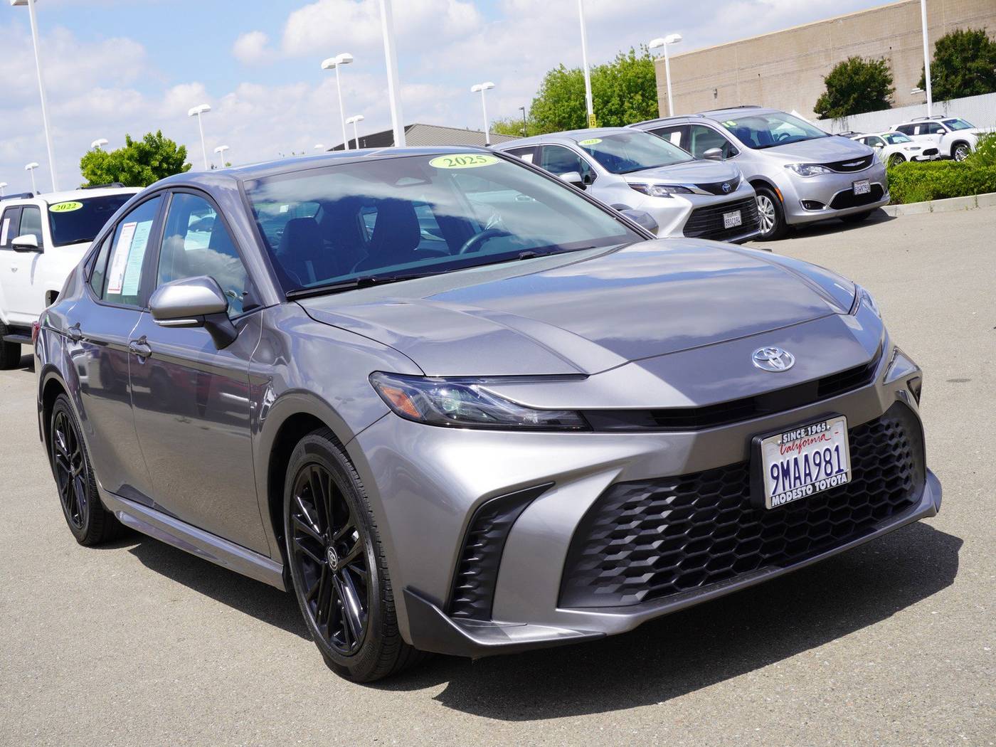2025 Toyota Camry SE — Sedan — 13,331 mi — Modesto, CA