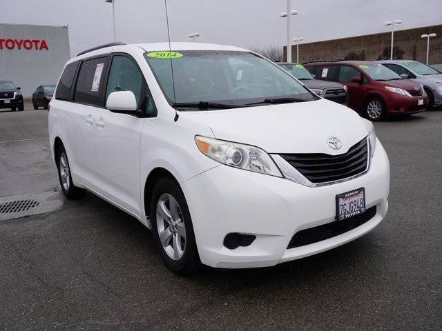 2014 Toyota Sienna LE — Minivan — 84,593 mi — Modesto, CA