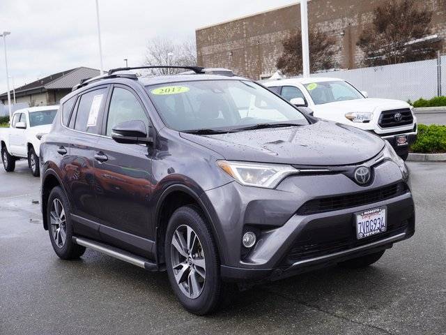 2017 Toyota RAV4 XLE — SUV — 124,007 mi — Modesto, CA