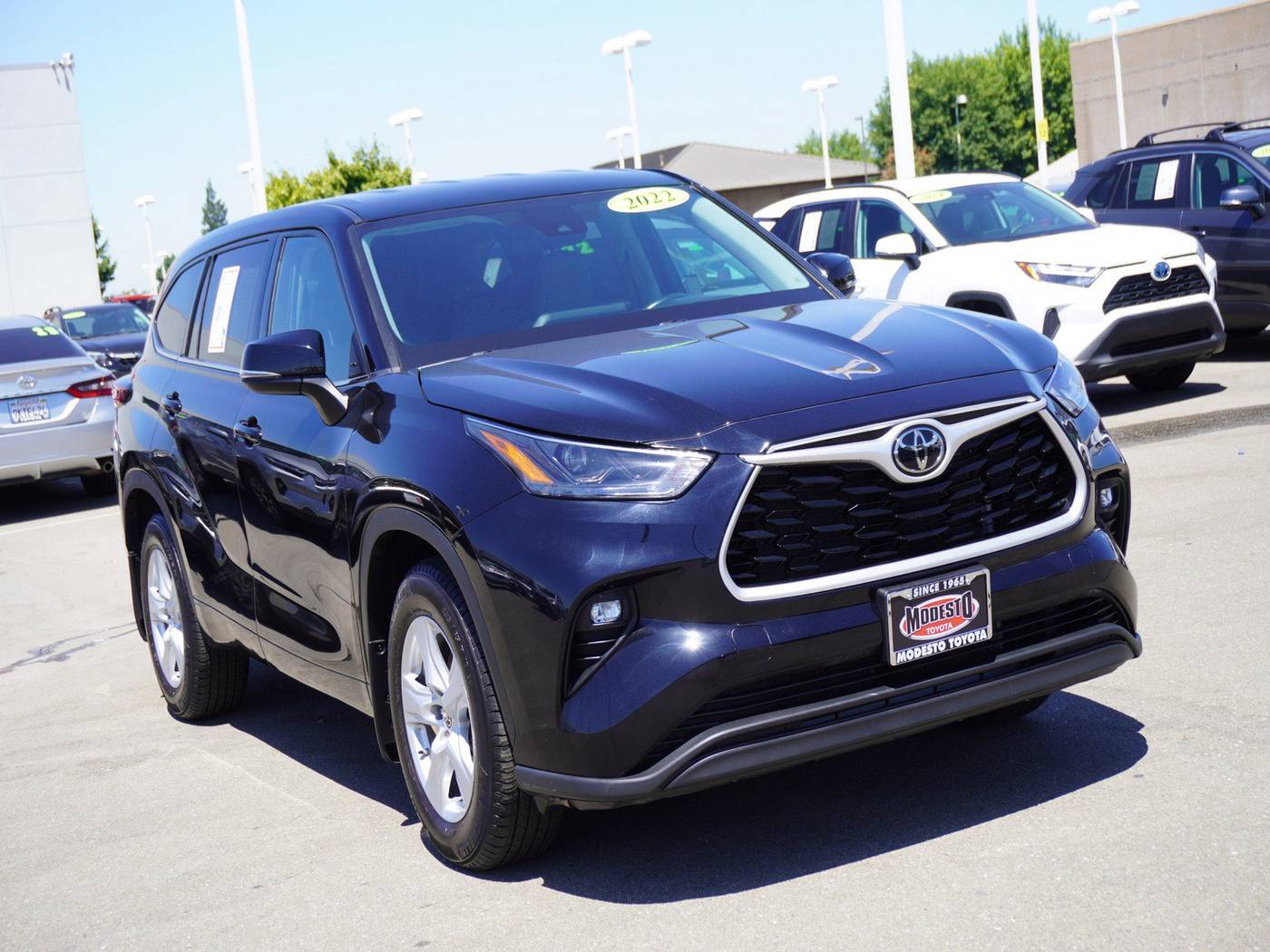 2022 Toyota Highlander LE — SUV — 68,275 mi — Modesto, CA