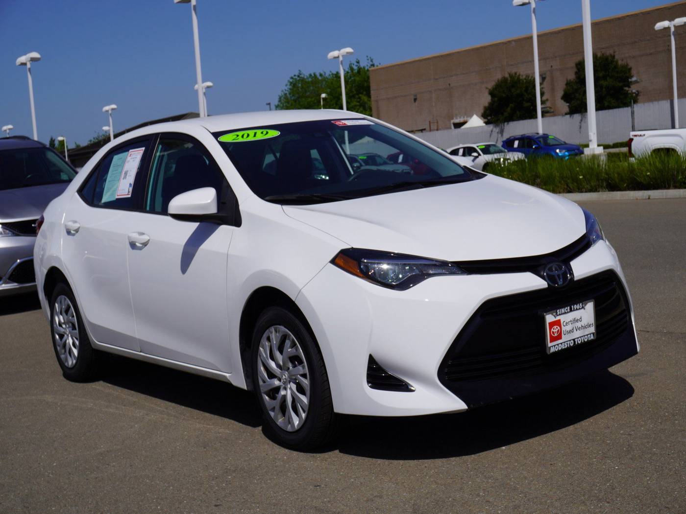 2019 Toyota Corolla XLE — Sedan — 43,449 mi — Modesto, CA