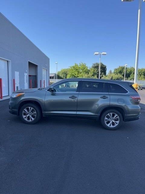 2016 Toyota Highlander LE Plus — SUV — 91,605 mi — Modesto, CA