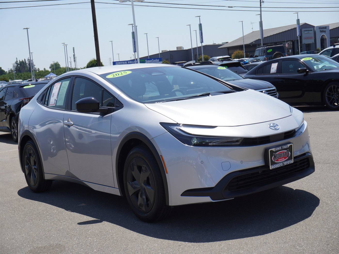 2025 Toyota Prius LE — Hatchback — 26 mi — Modesto, CA