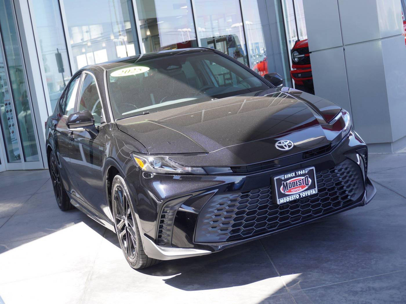 2025 Toyota Camry SE — Sedan — 35 mi — Modesto, CA
