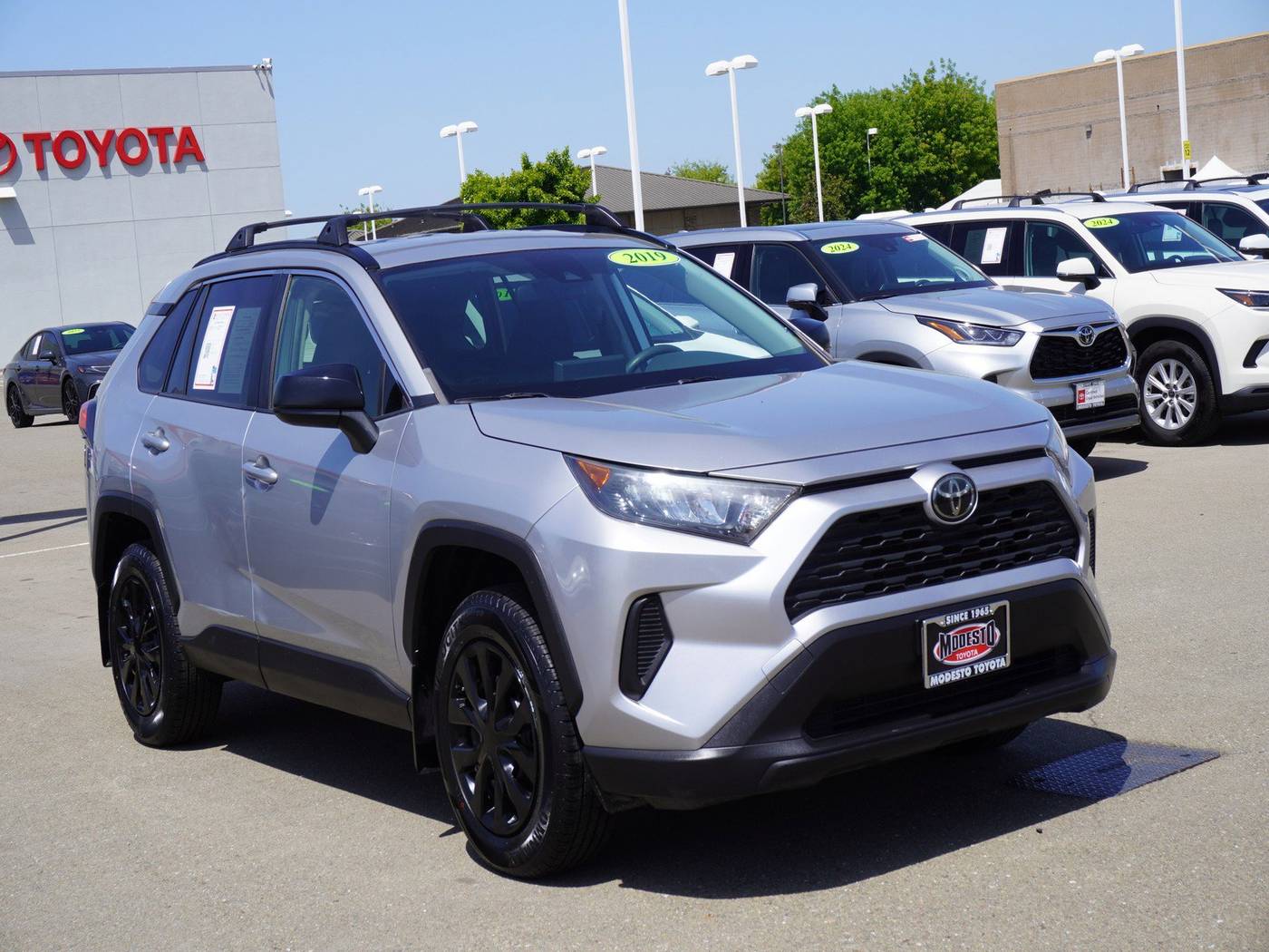 2019 Toyota RAV4 LE — SUV — 90,856 mi — Modesto, CA