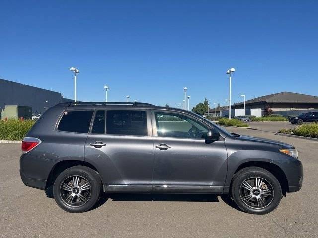 2013 Toyota Highlander Plus V6 — SUV — 132,870 mi — Modesto, CA