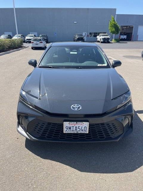 2025 Toyota Camry SE — Sedan — 14,409 mi — Modesto, CA