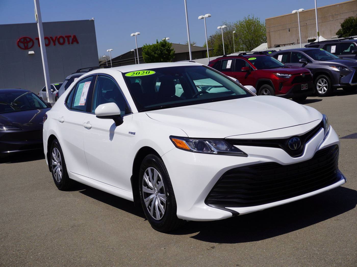2020 Toyota Camry Hybrid LE — Sedan — 69,360 mi — Modesto, CA