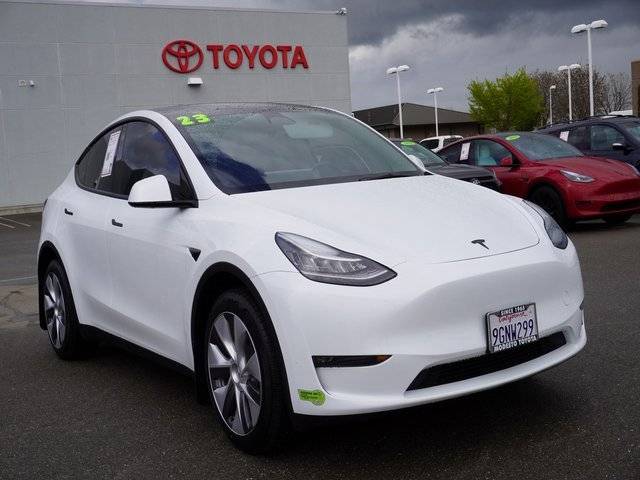 2023 Tesla Model Y Long Range — SUV — 17,259 mi — Modesto, CA