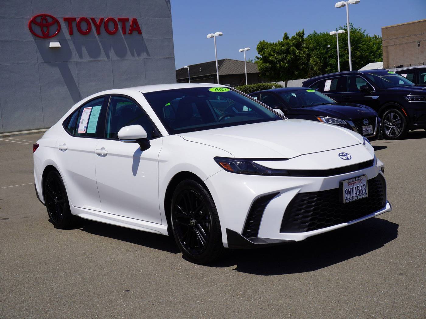 2025 Toyota Camry SE — Sedan — 9,598 mi — Modesto, CA